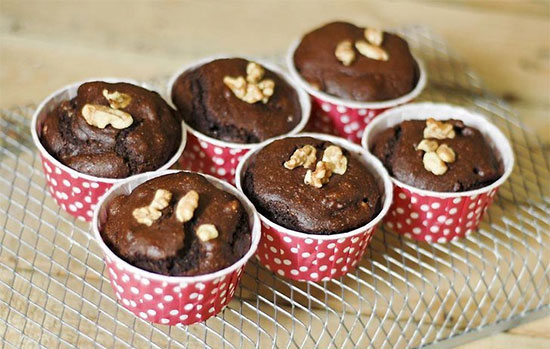 مافین شکلاتی با روغن کنجد توسکا