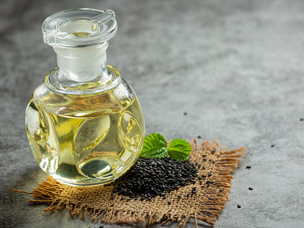 کاربردهای زیبایی روغن سیاه دانه